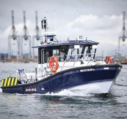 Aluminium Fast Craft 9m 30 knots
(Cat 3 Workboat code UK)